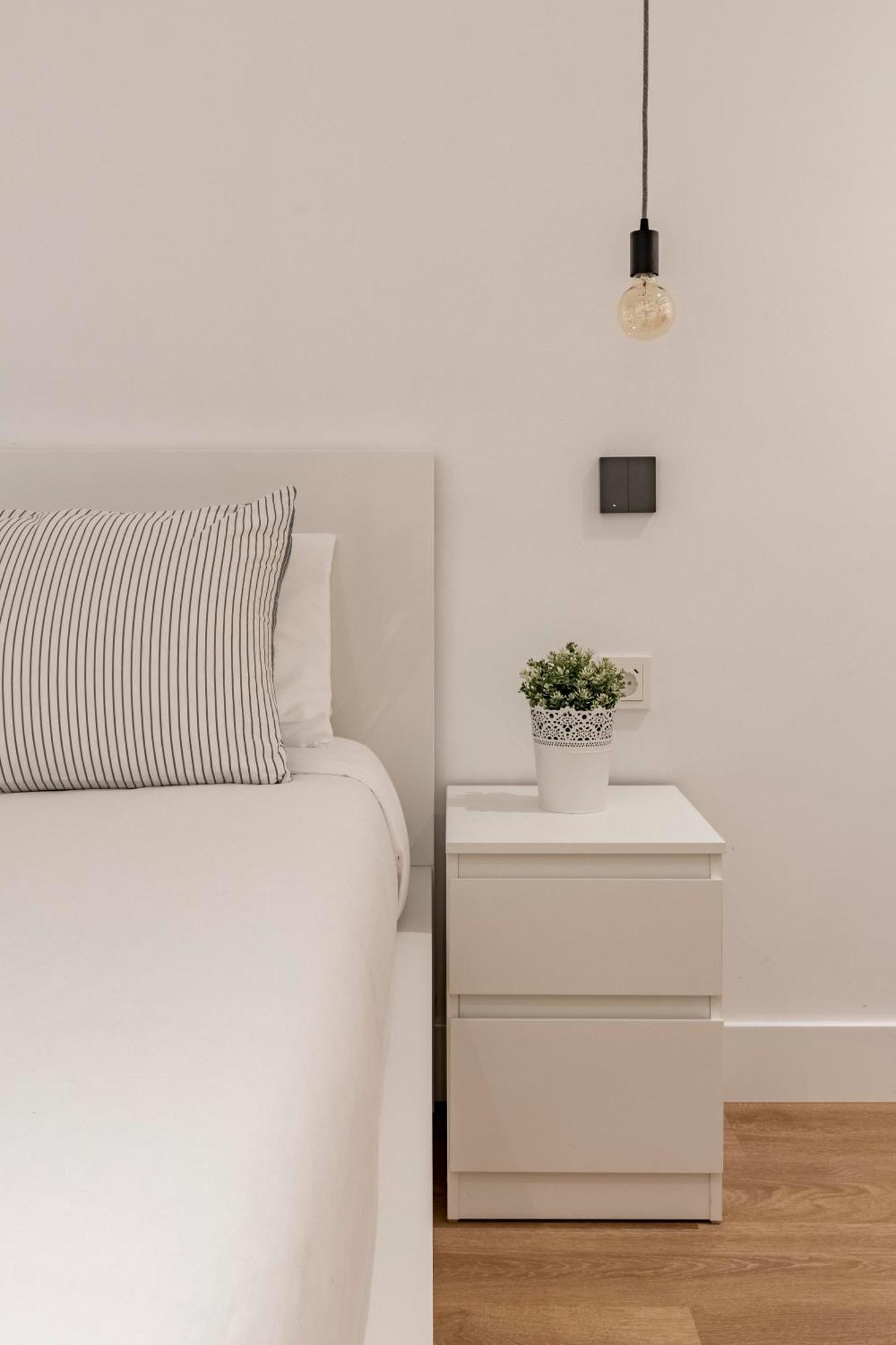 Charming Malasana Vibes - Alquileres Temporales Madrid Exterior photo
